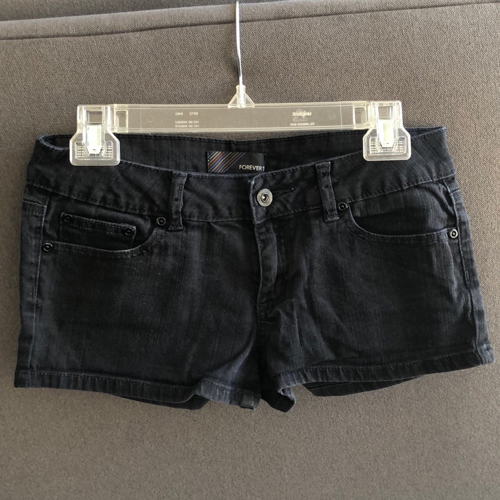 Black short shorts from F21